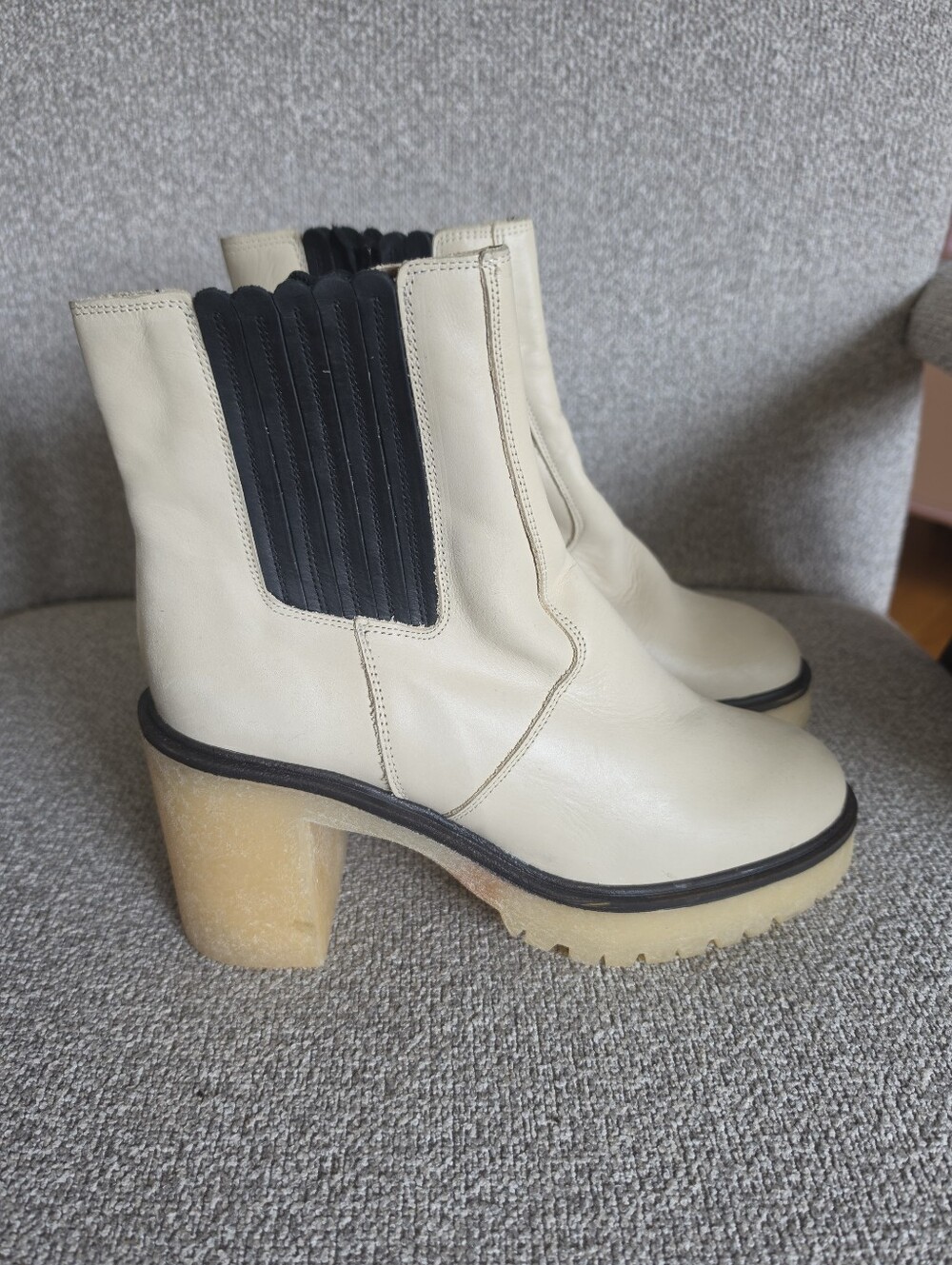 Free People James Chelsea Boot Chunky Lug Sole Off White Leather Sz 40